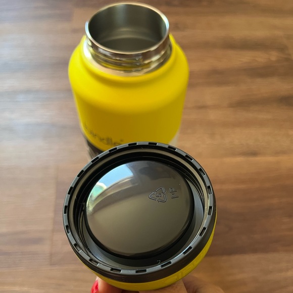 Bindle Sip & Stash Storage Water Bottle Stainless Steel 24 oz Yellow Dual-Walled - Picture 7 of 9